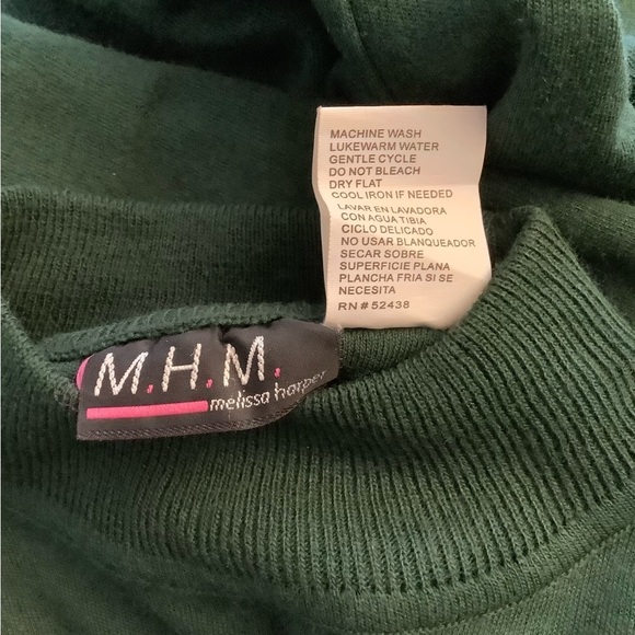 Vintage Melissa Harper Dark Green
Mock Turtleneck Long Sleeve Dresss
Size M - Picture 2 of 7